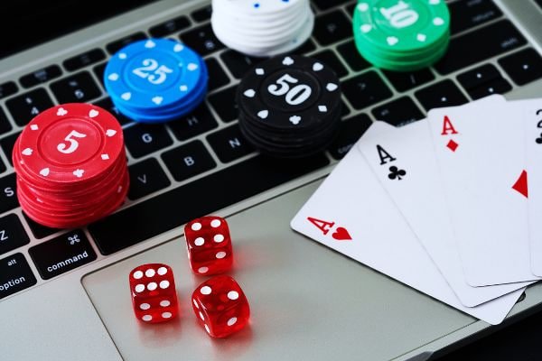 sl8889 fitur kasino live dealer interaktif multi-meja Indonesia